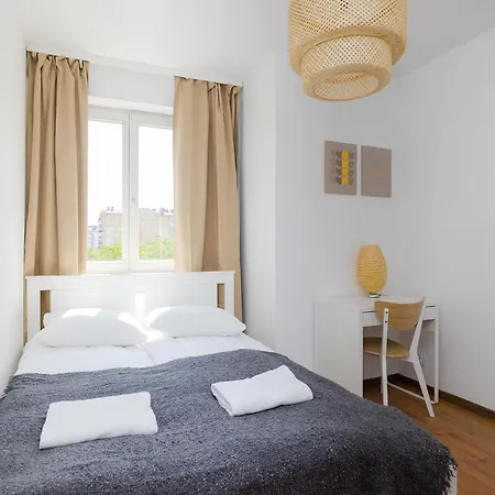 Shortstaypoland Tomcia Palucha B118 Βαρσοβία